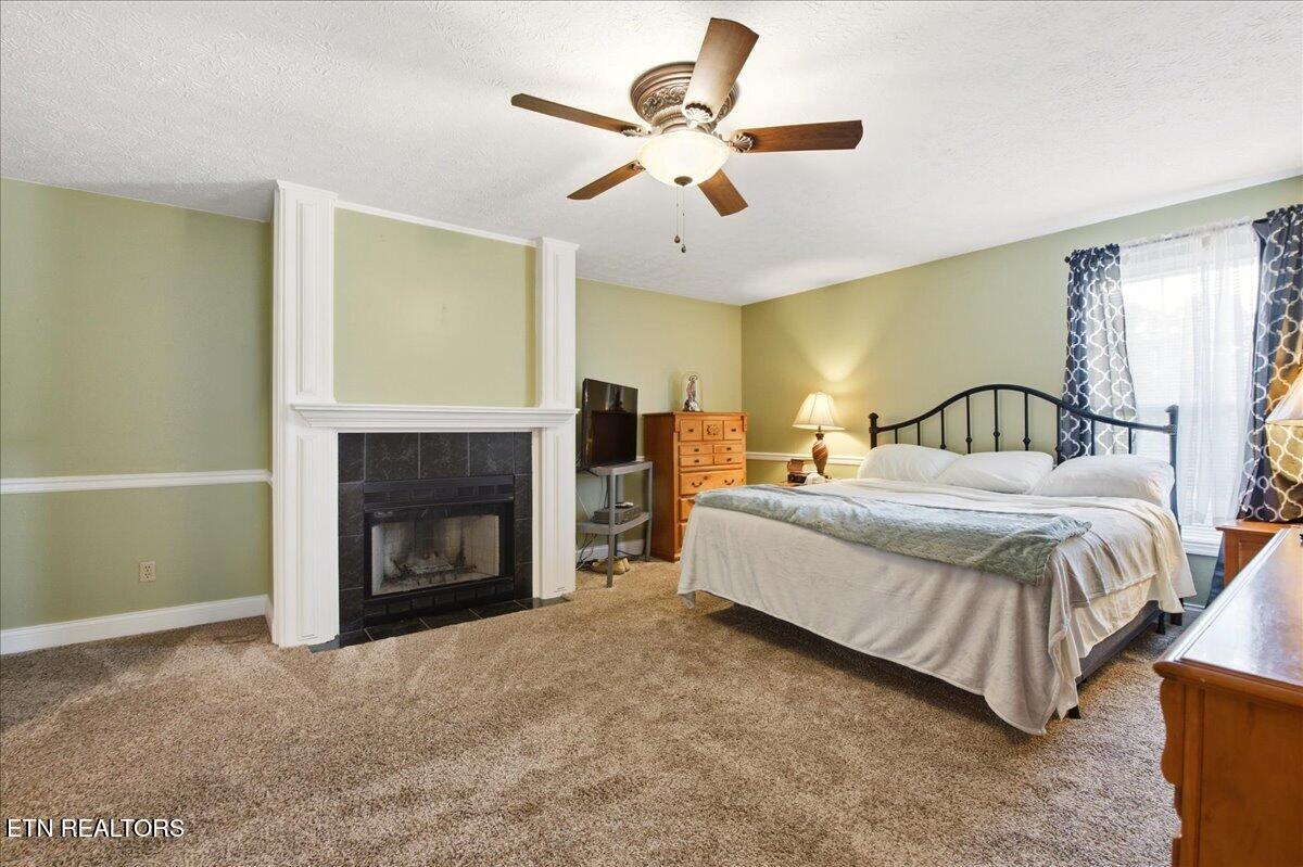 146 Crescent Lane
