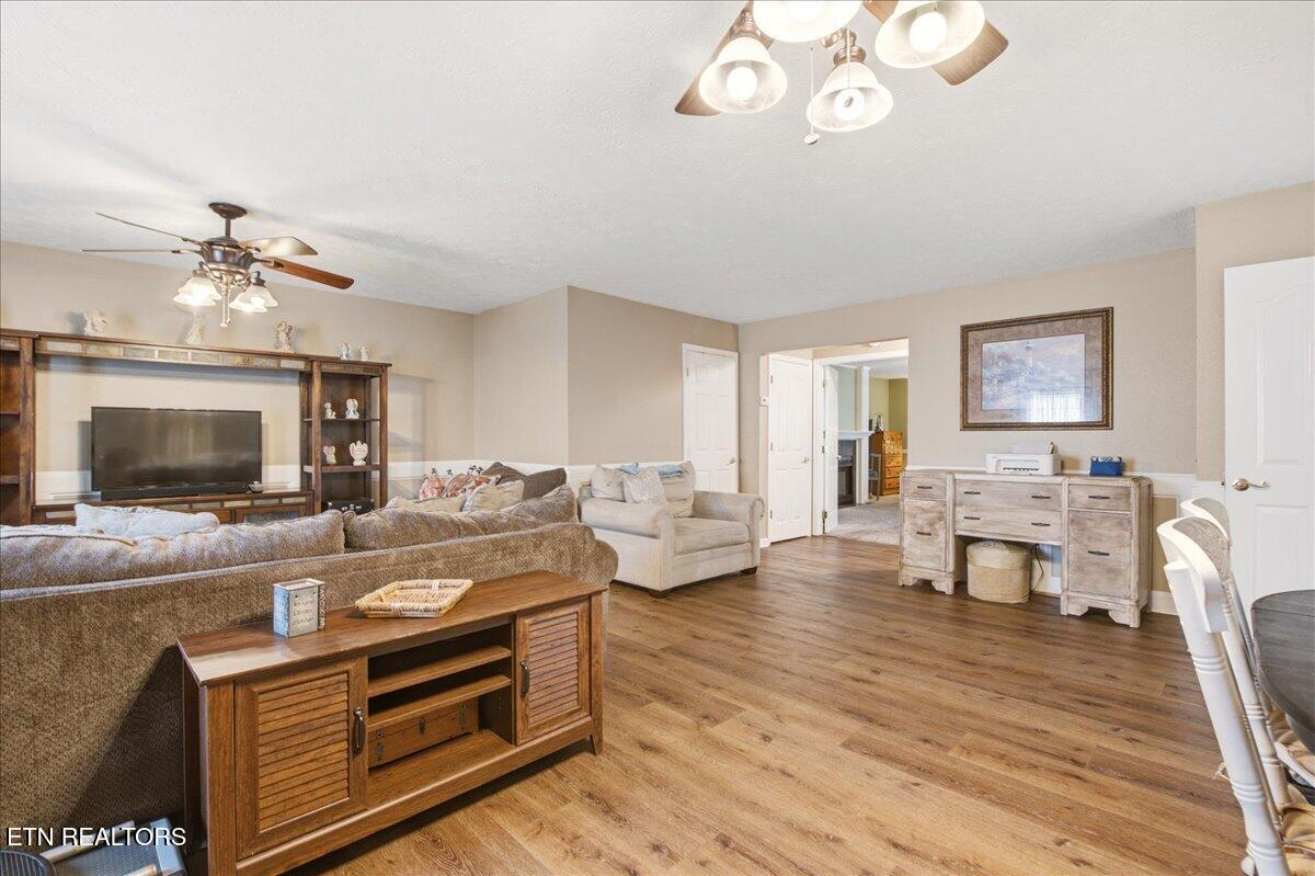146 Crescent Lane