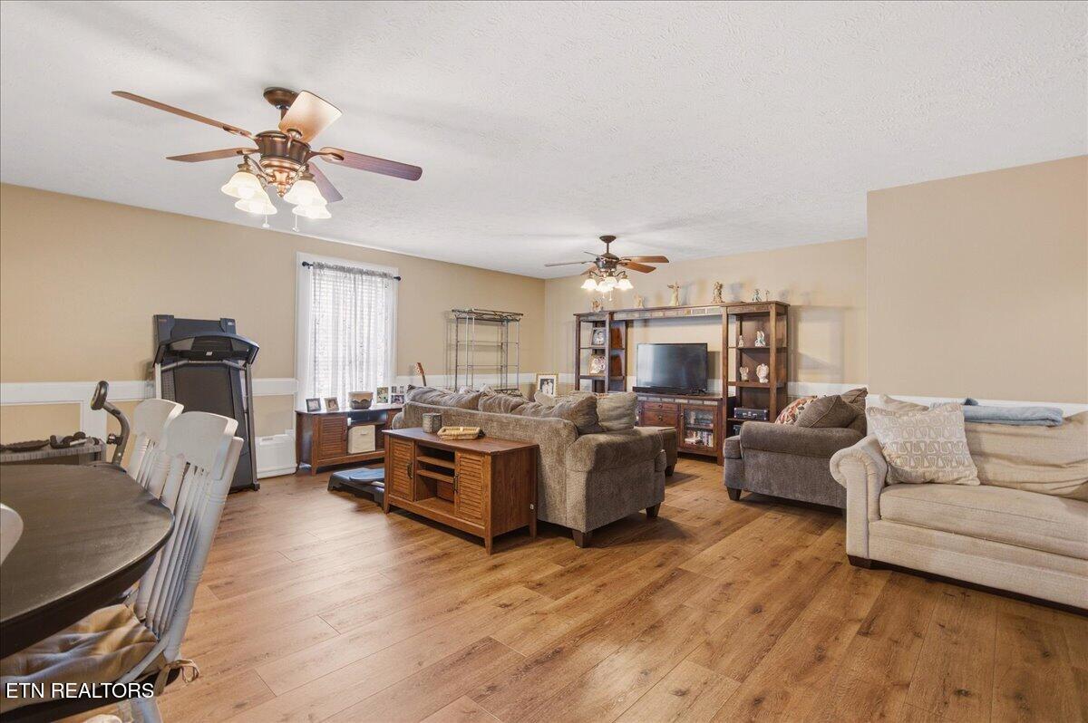146 Crescent Lane