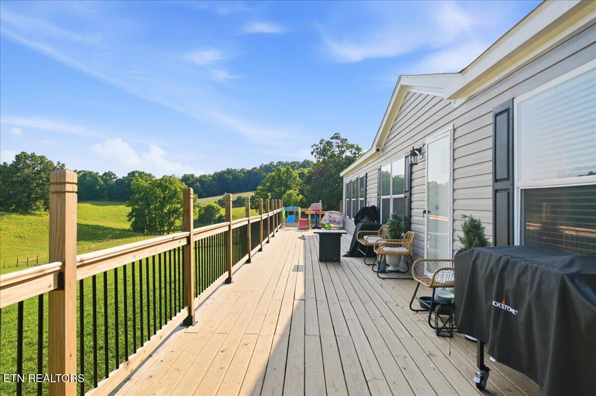215 Cain Rd