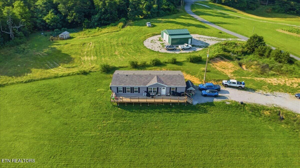 215 Cain Rd