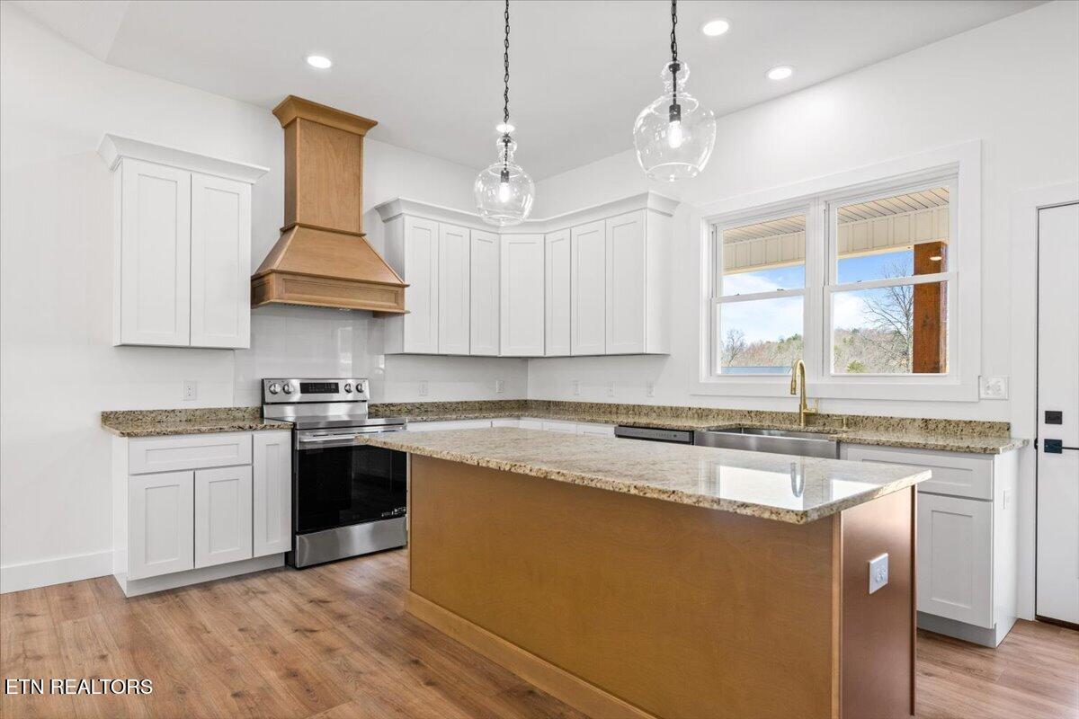 2271 Long Hollow Rd, LaFollette