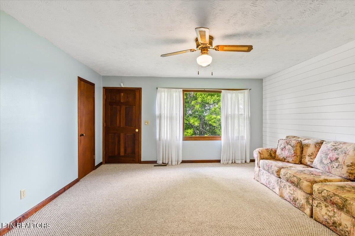 3824 Demory Rd, LaFollette