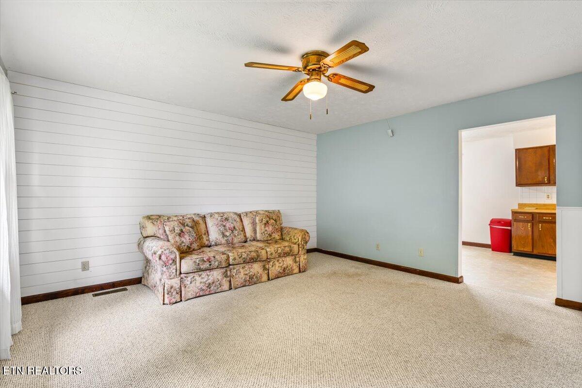 3824 Demory Rd, LaFollette