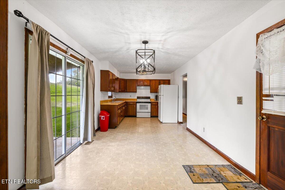 3824 Demory Rd, LaFollette