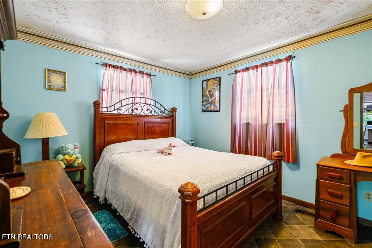 509 W Prospect St, LaFollette