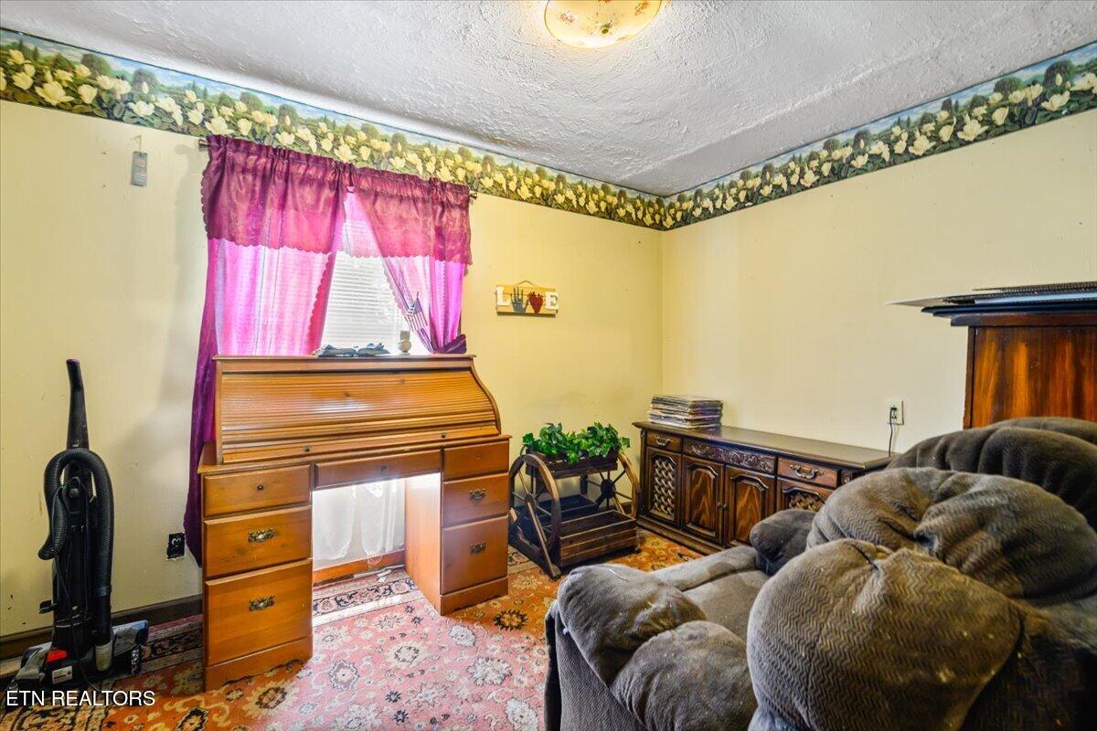 509 W Prospect St, LaFollette
