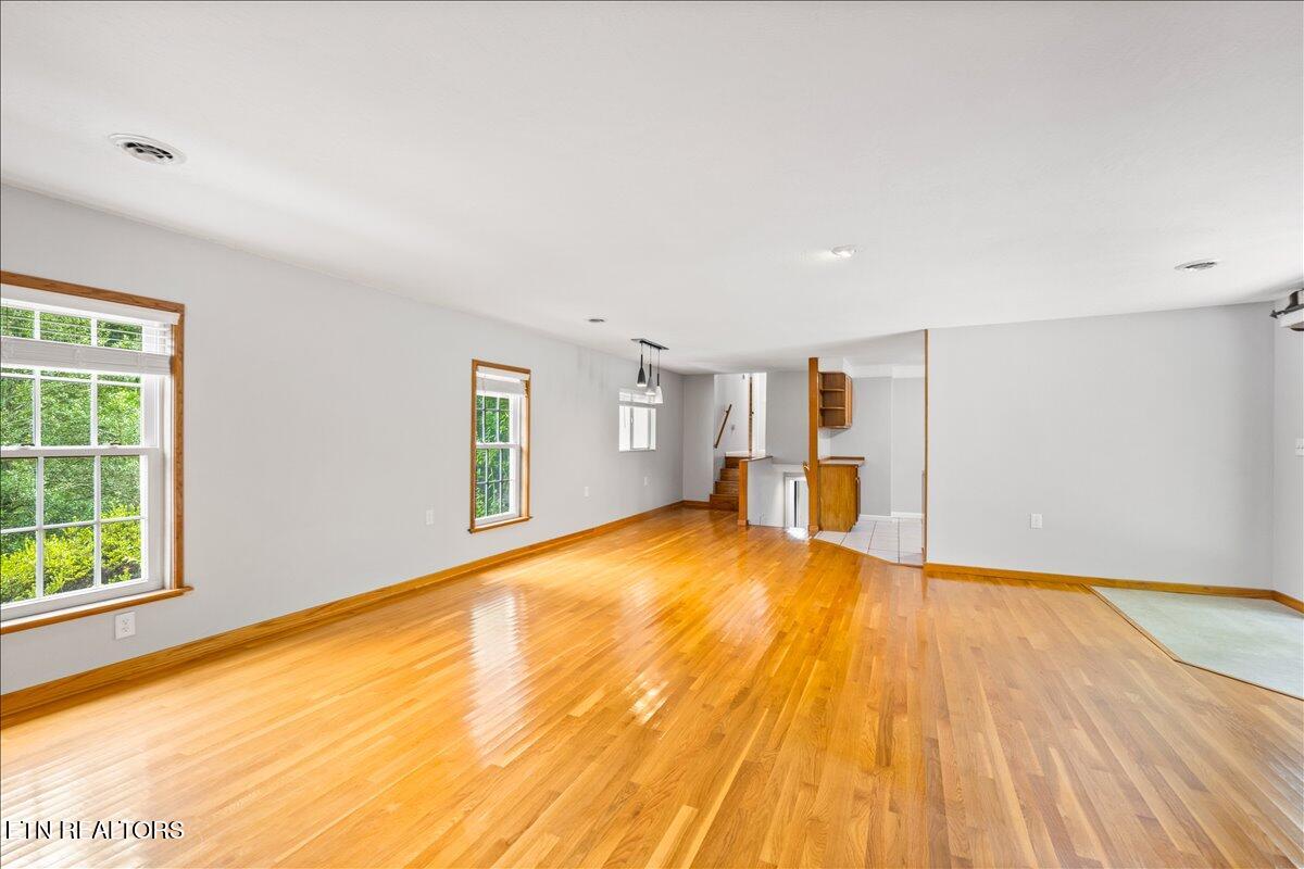 327 McDeerman Rd