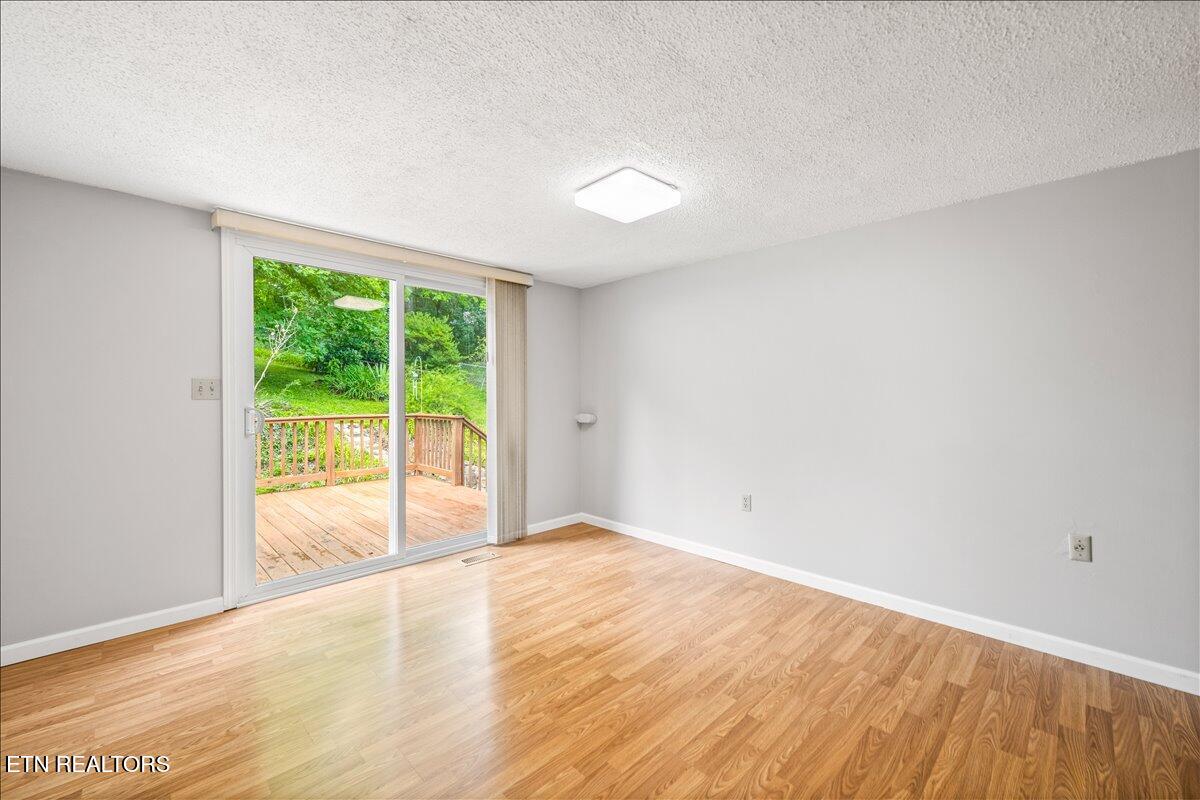 327 McDeerman Rd