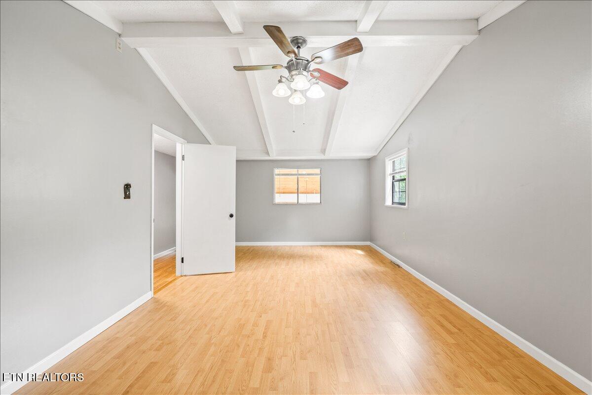 327 McDeerman Rd