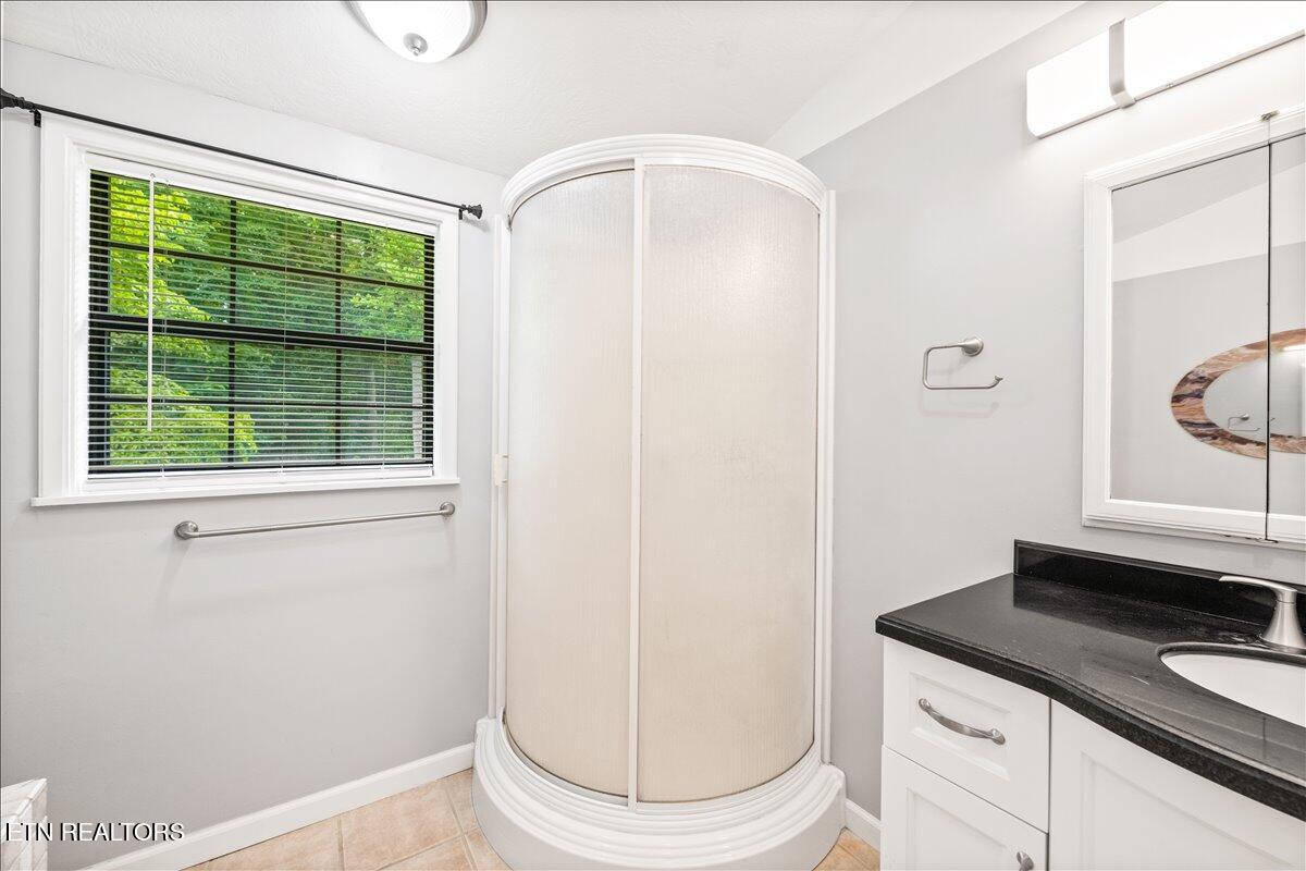 327 McDeerman Rd