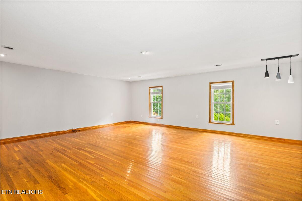 327 McDeerman Rd