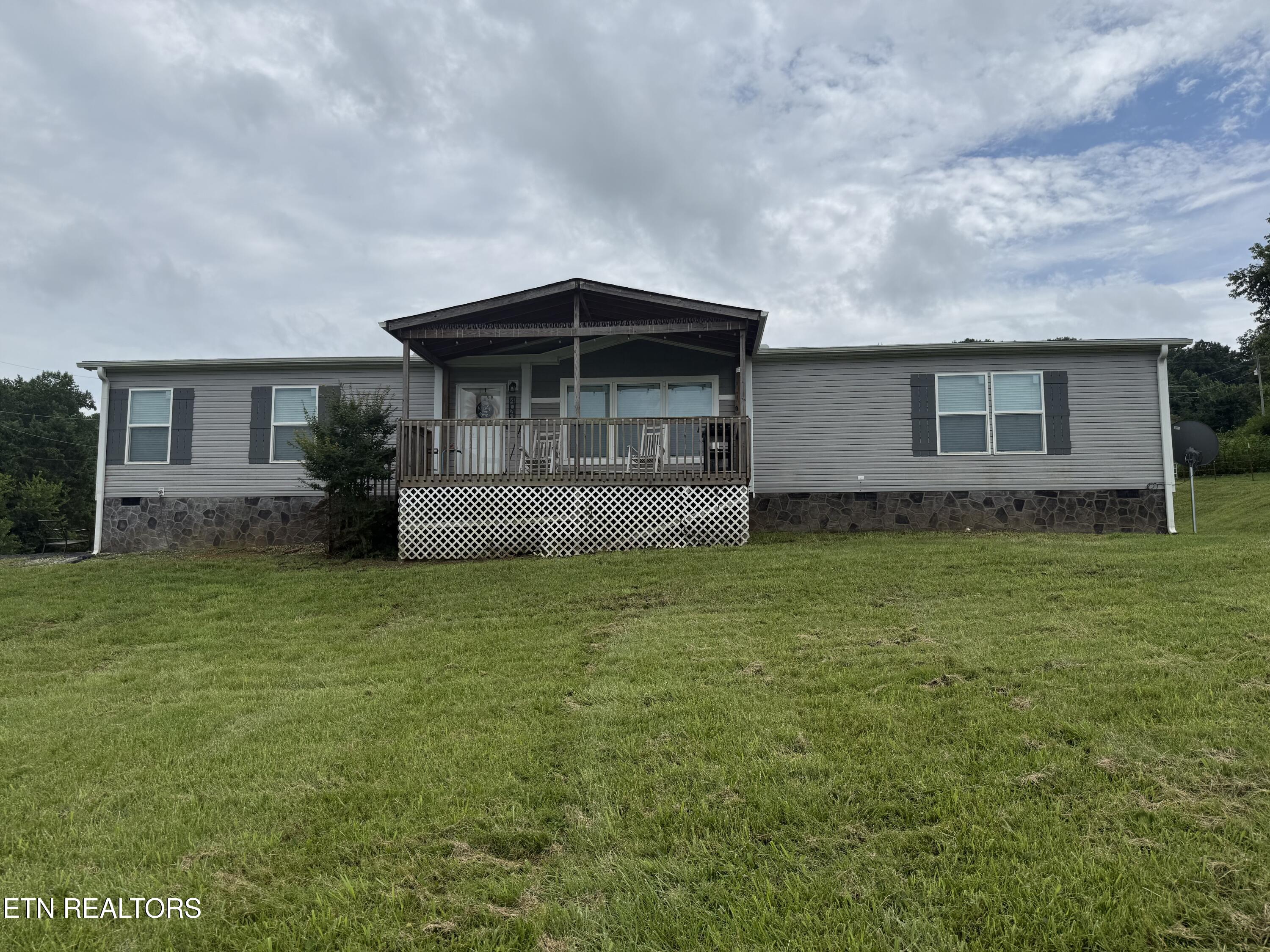4048 Indian Ridge Rd