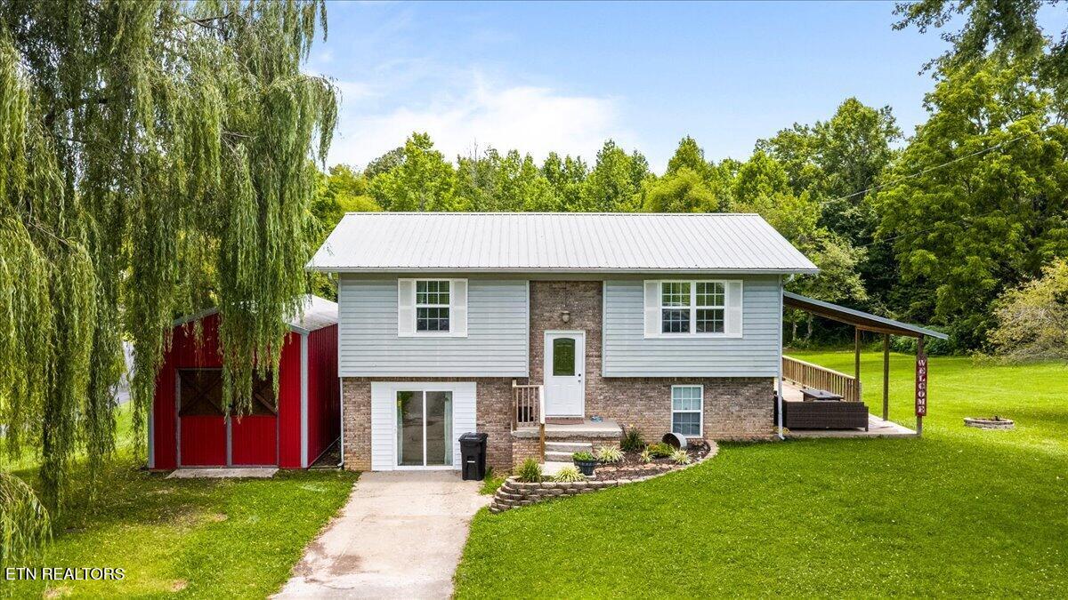 1585 Jeffers Rd