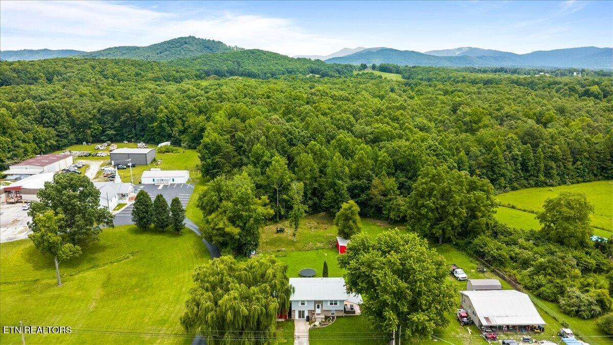 1585 Jeffers Rd