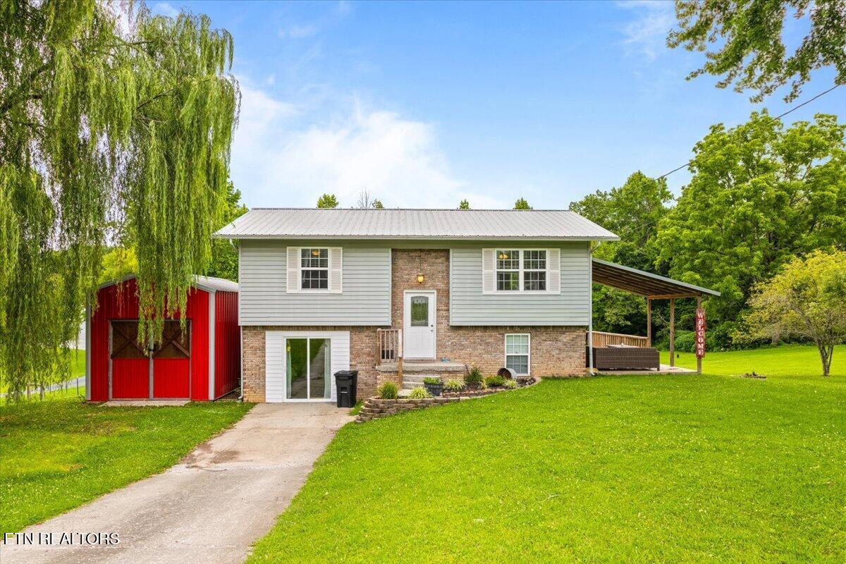 1585 Jeffers Rd