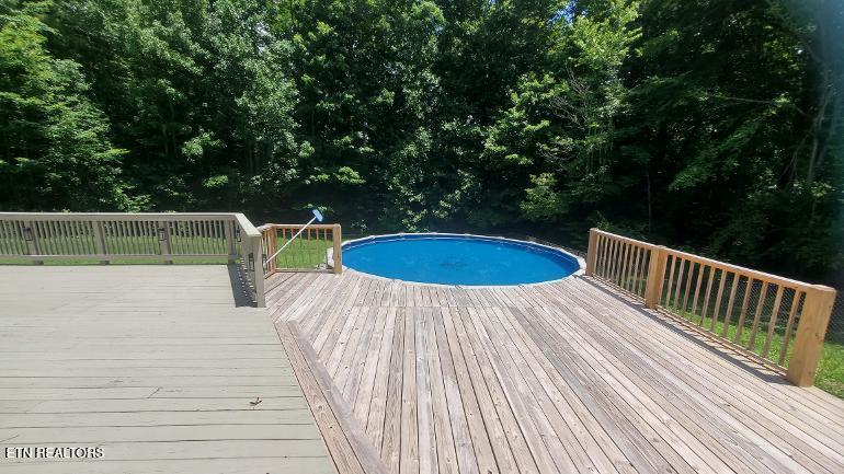 1097 Cooper Lake Rd