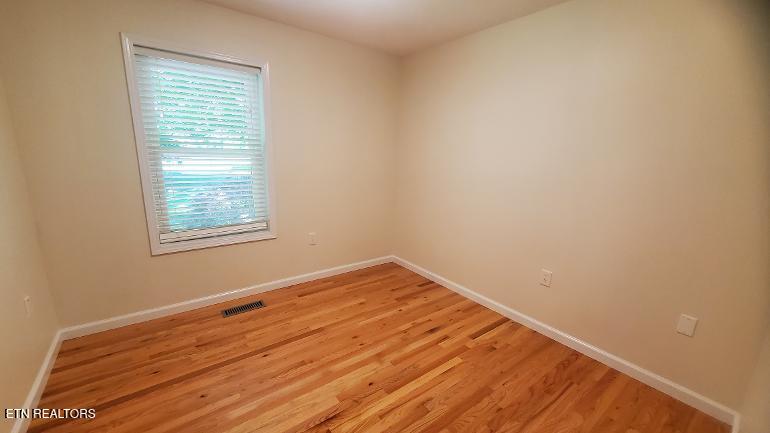 1097 Cooper Lake Rd