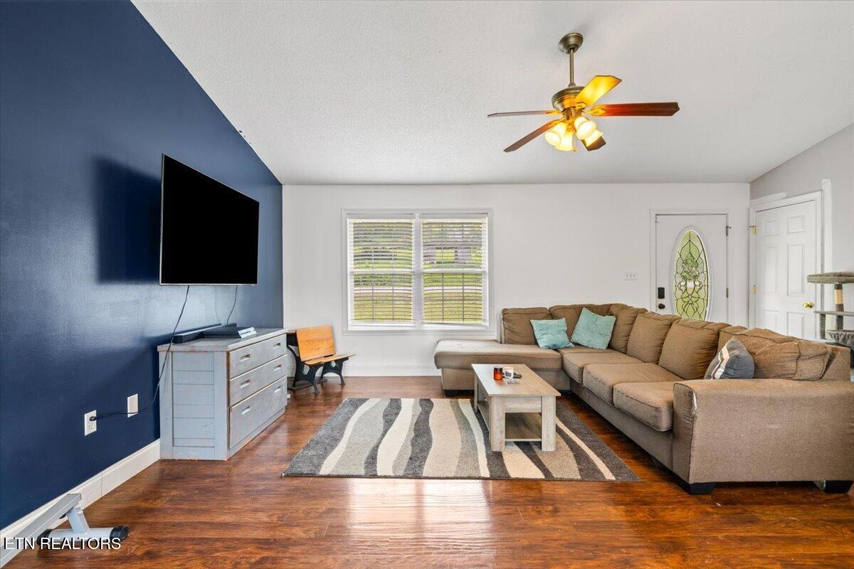 315 Dogwood Rd