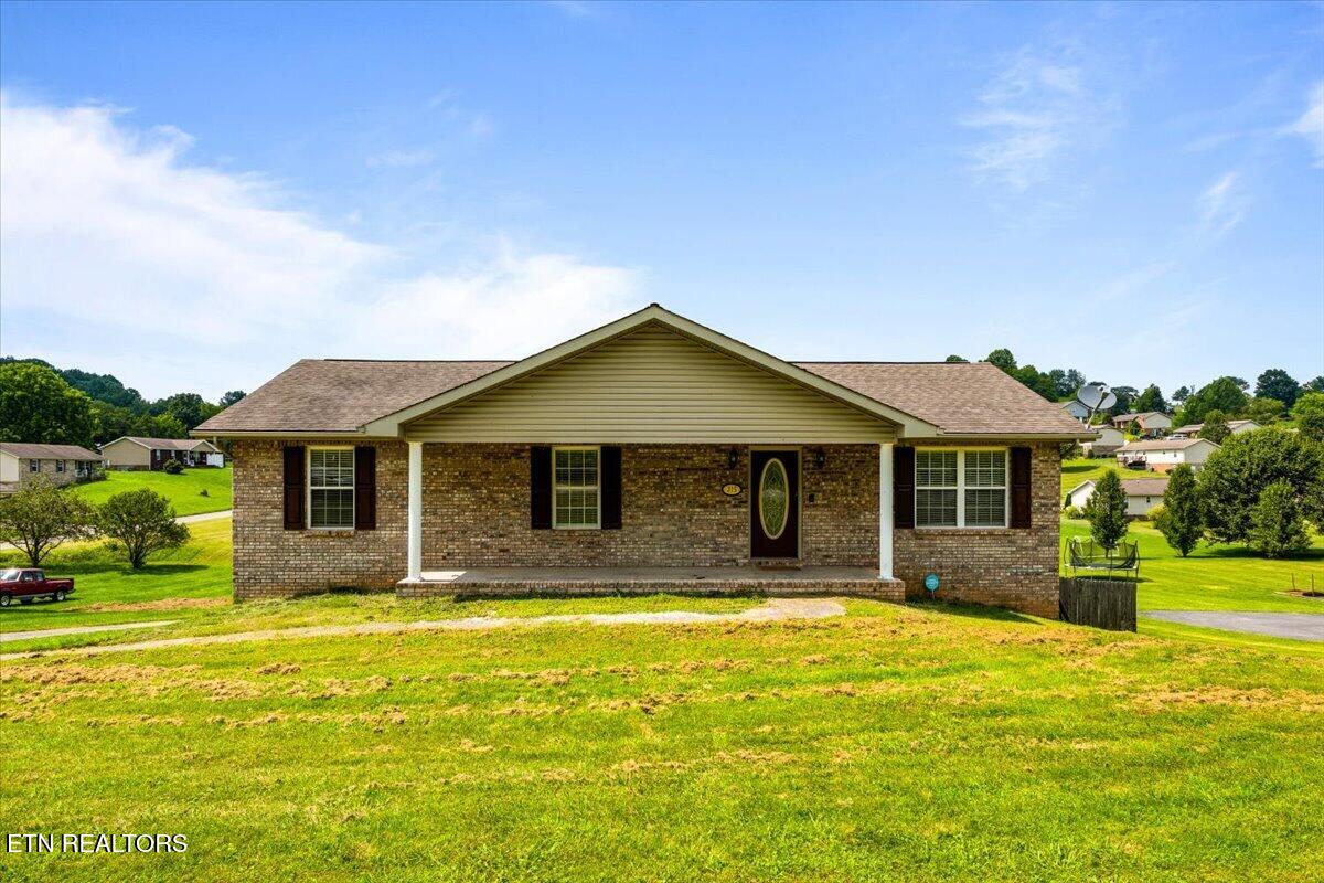 315 Dogwood Rd