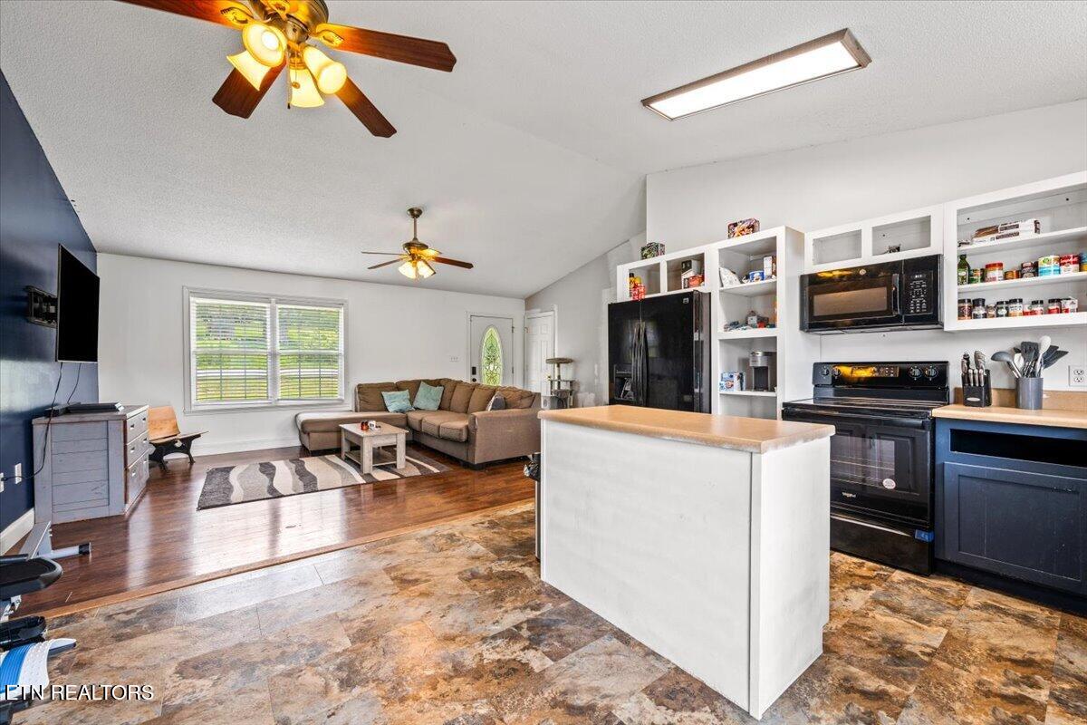 315 Dogwood Rd