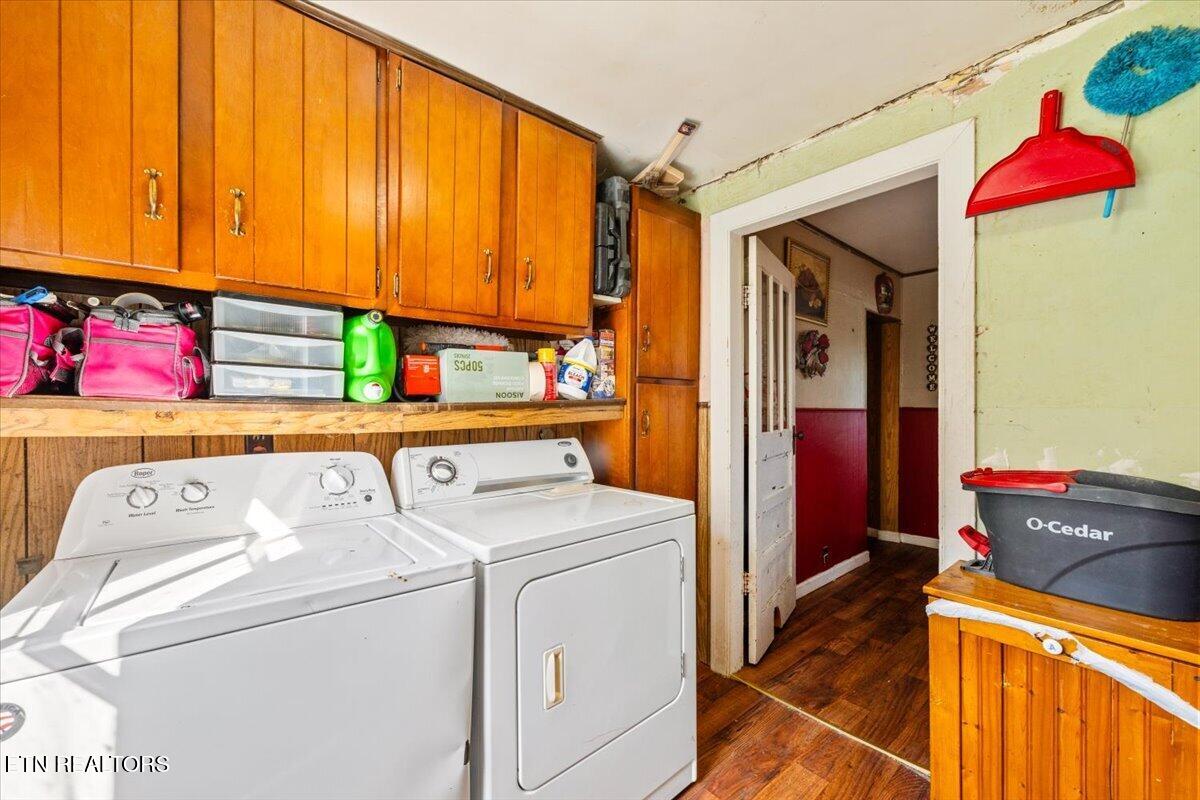 1008 W Walden St, LaFollette