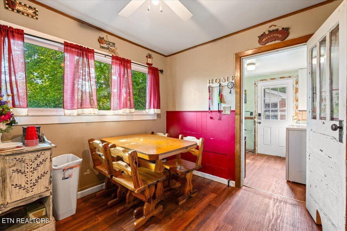 1008 W Walden St, LaFollette