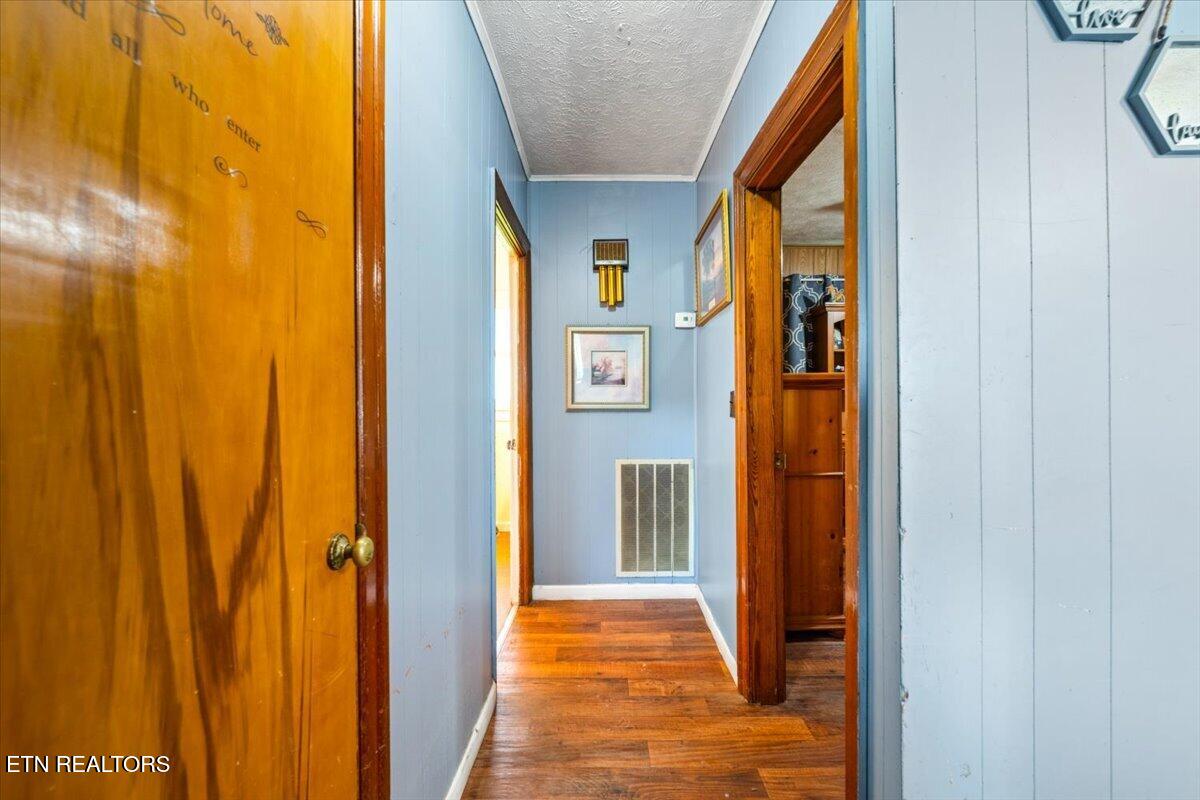 1008 W Walden St, LaFollette