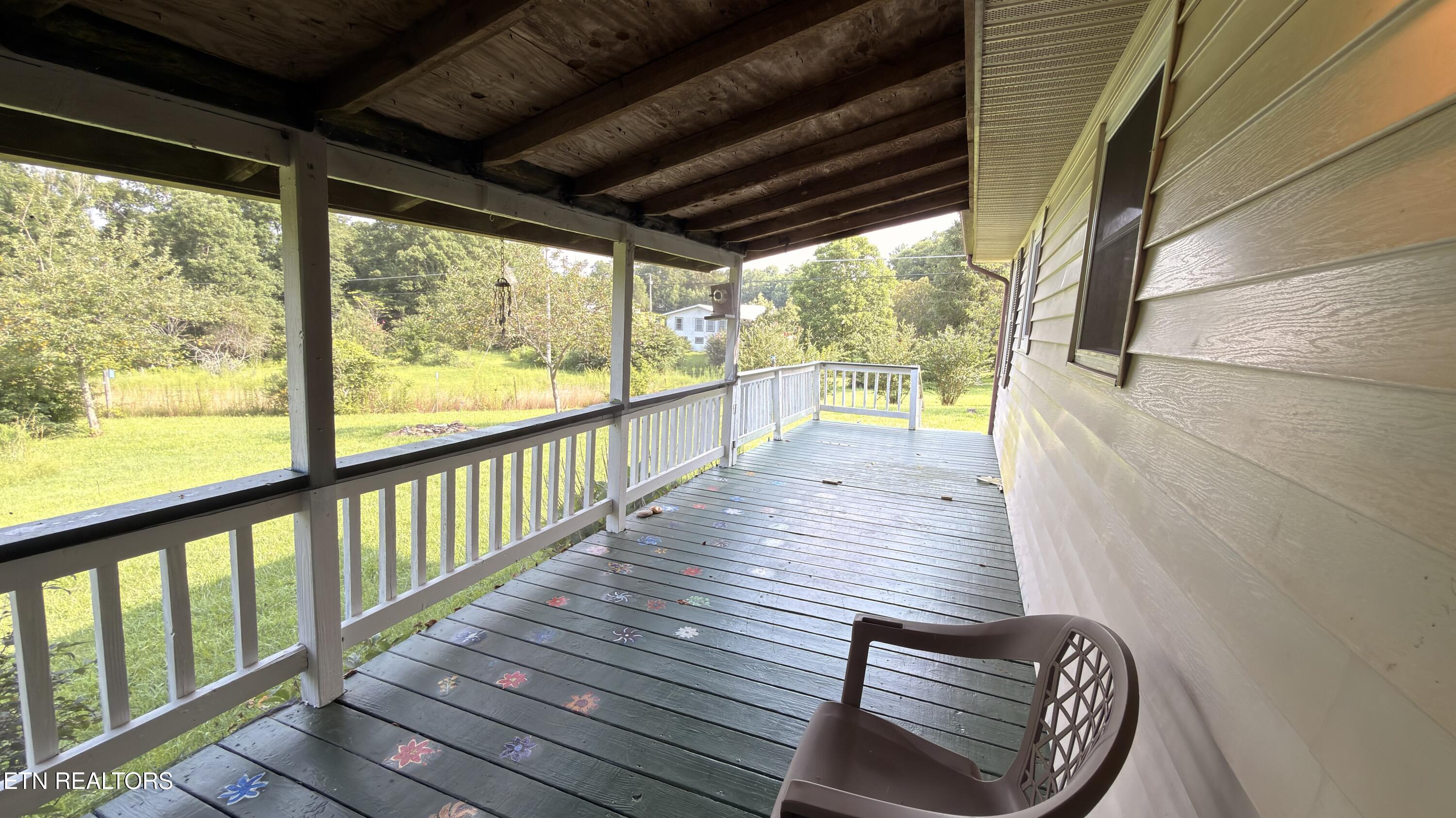 420 Black Oak Rd