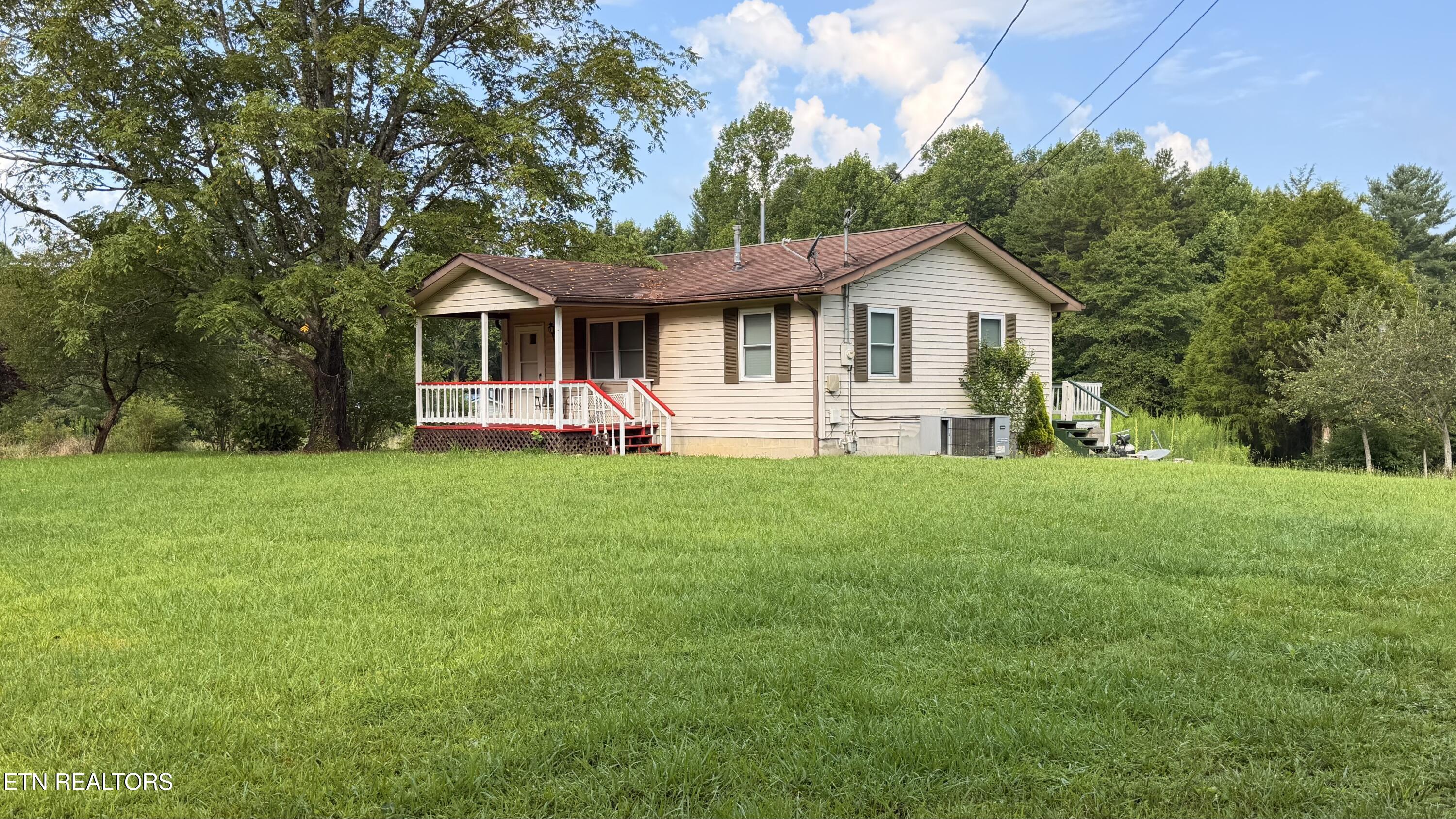 420 Black Oak Rd