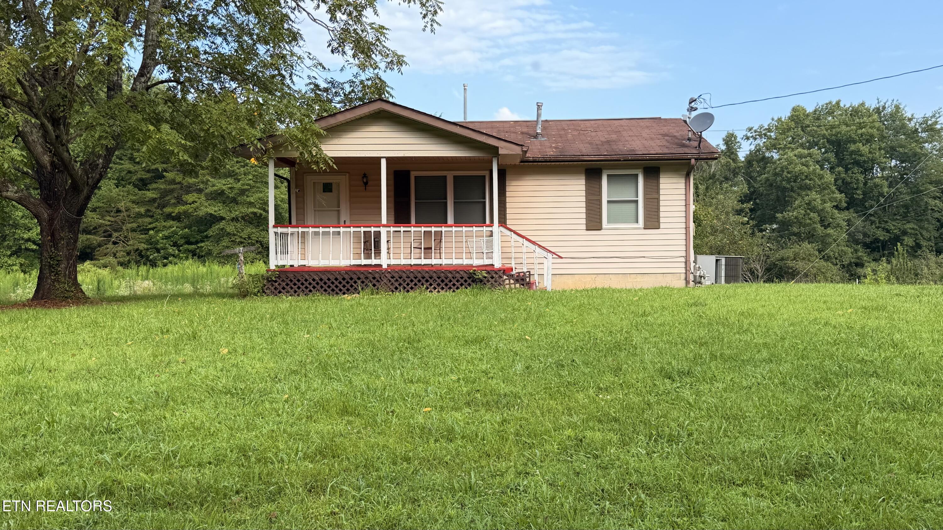 420 Black Oak Rd