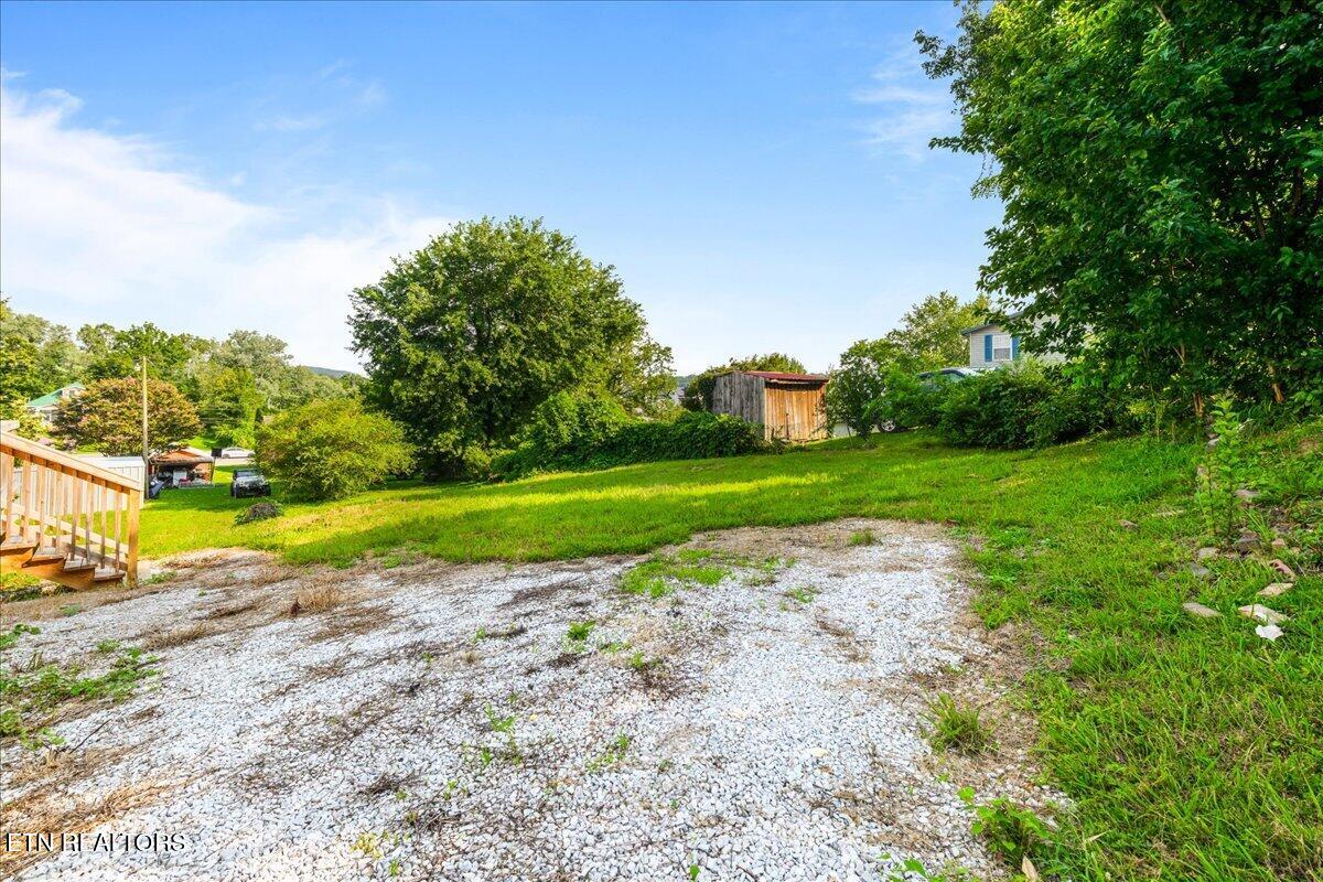 608 E Walden St, LaFollette