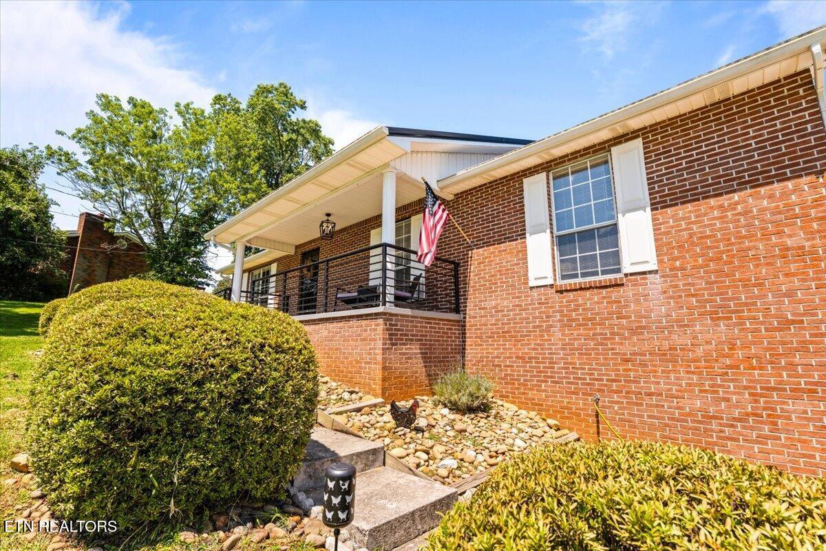 136 Grace Circle