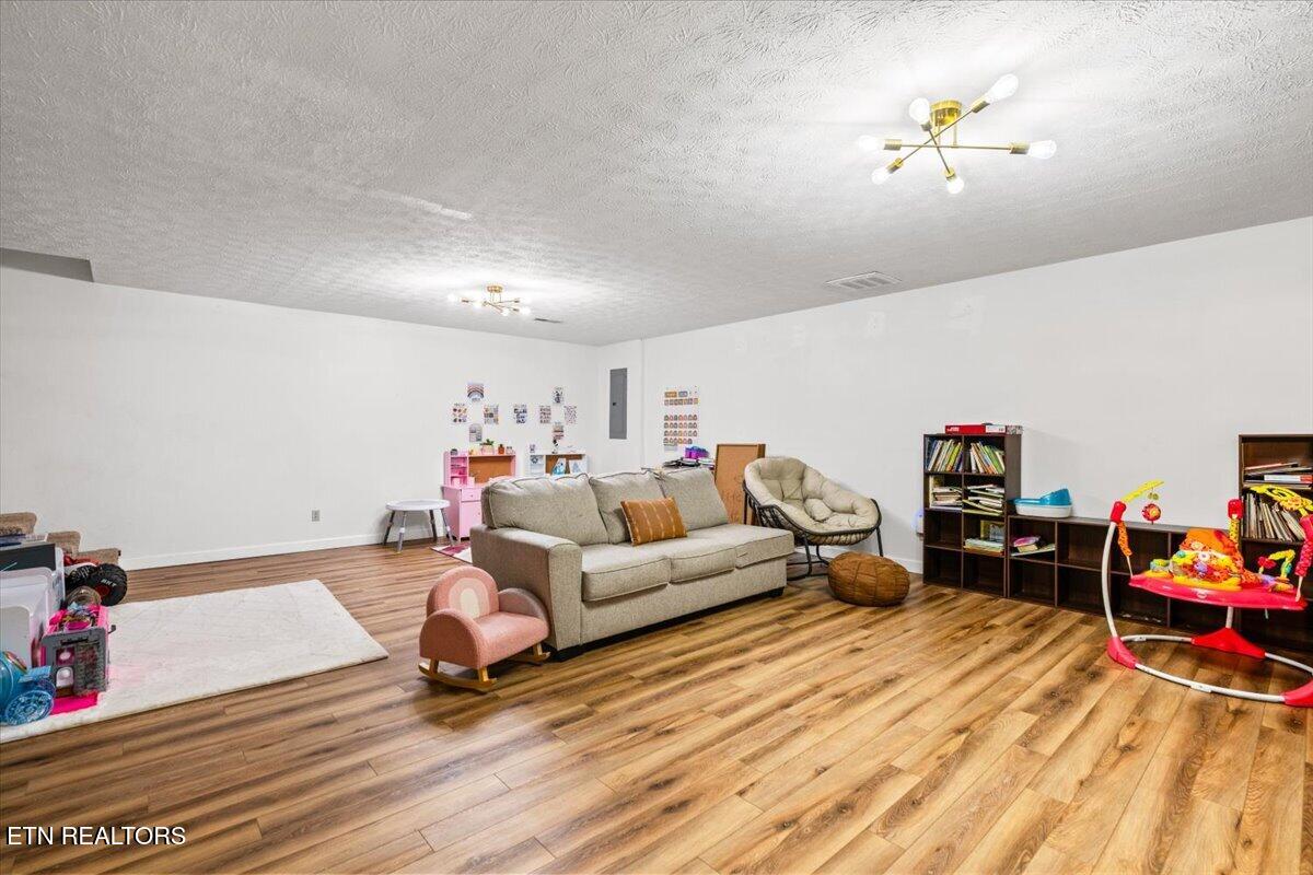 136 Grace Circle