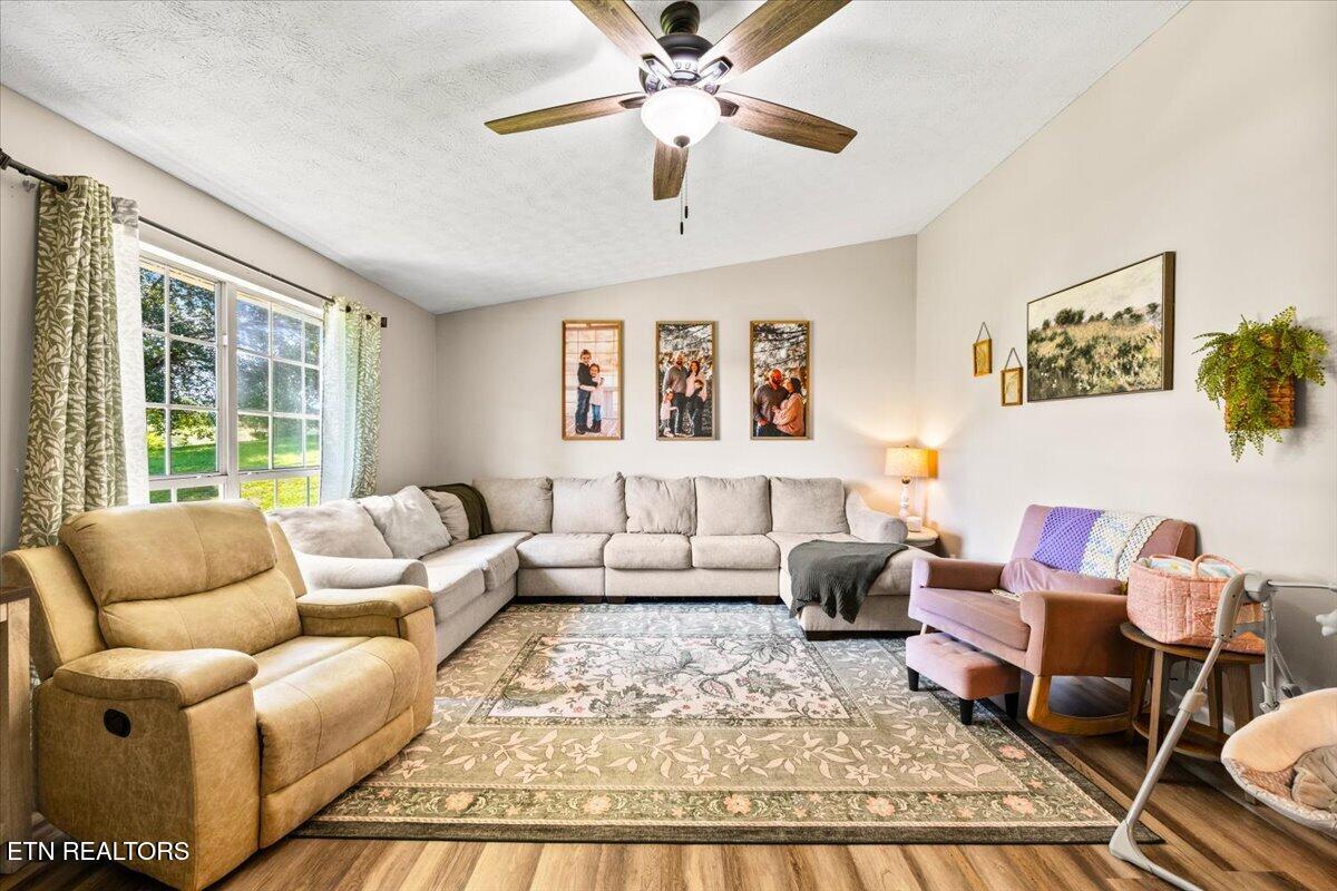136 Grace Circle
