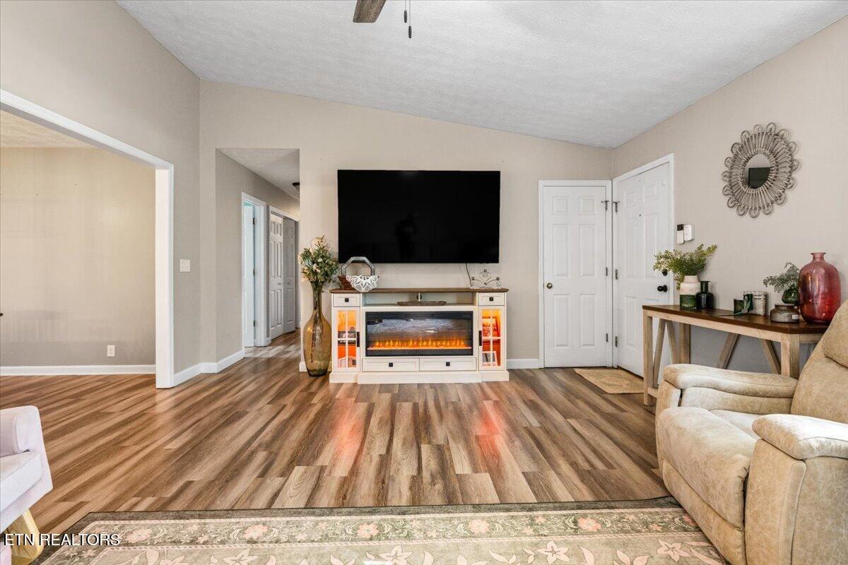 136 Grace Circle