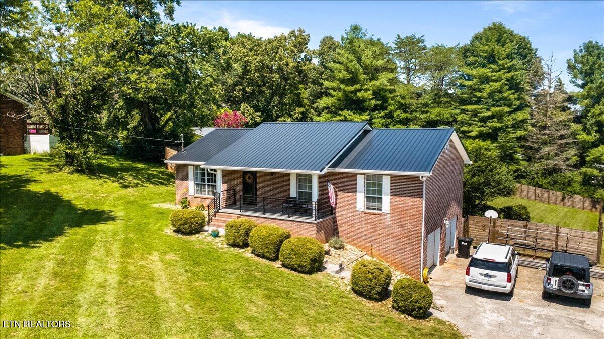 136 Grace Circle