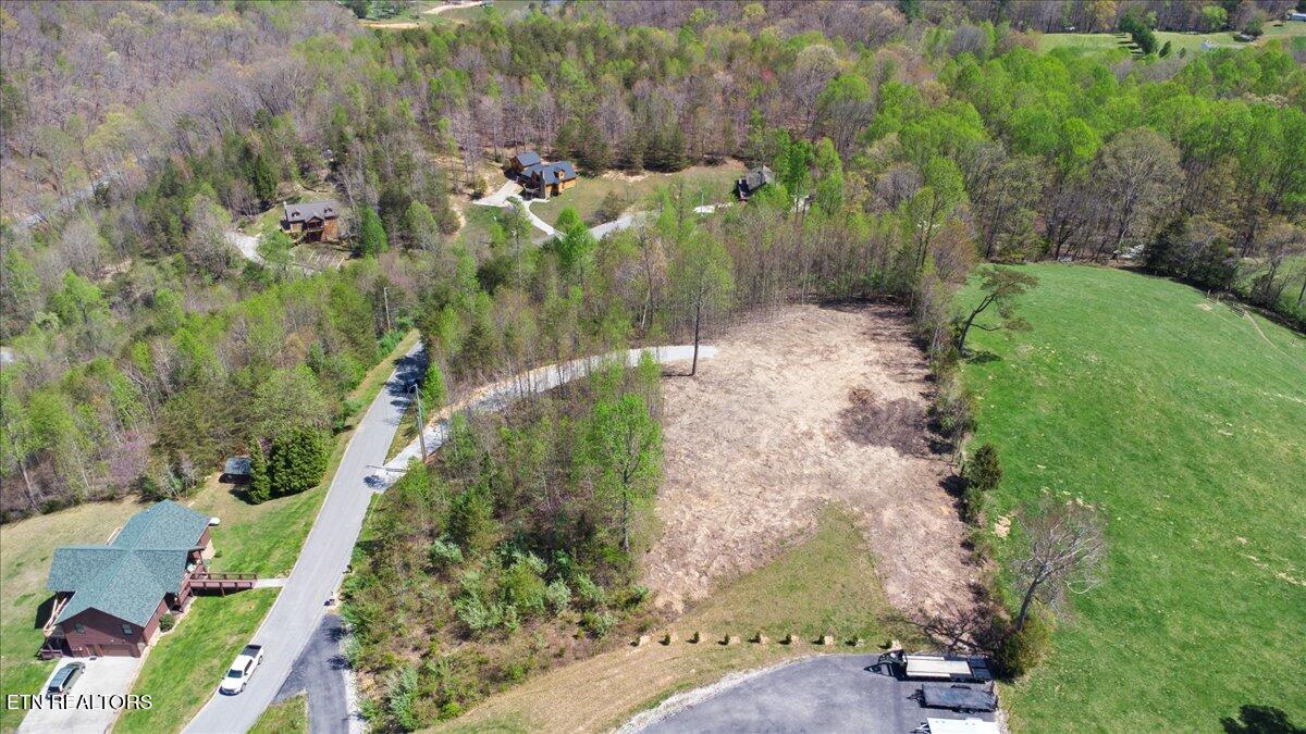 281 Red Oak Circle