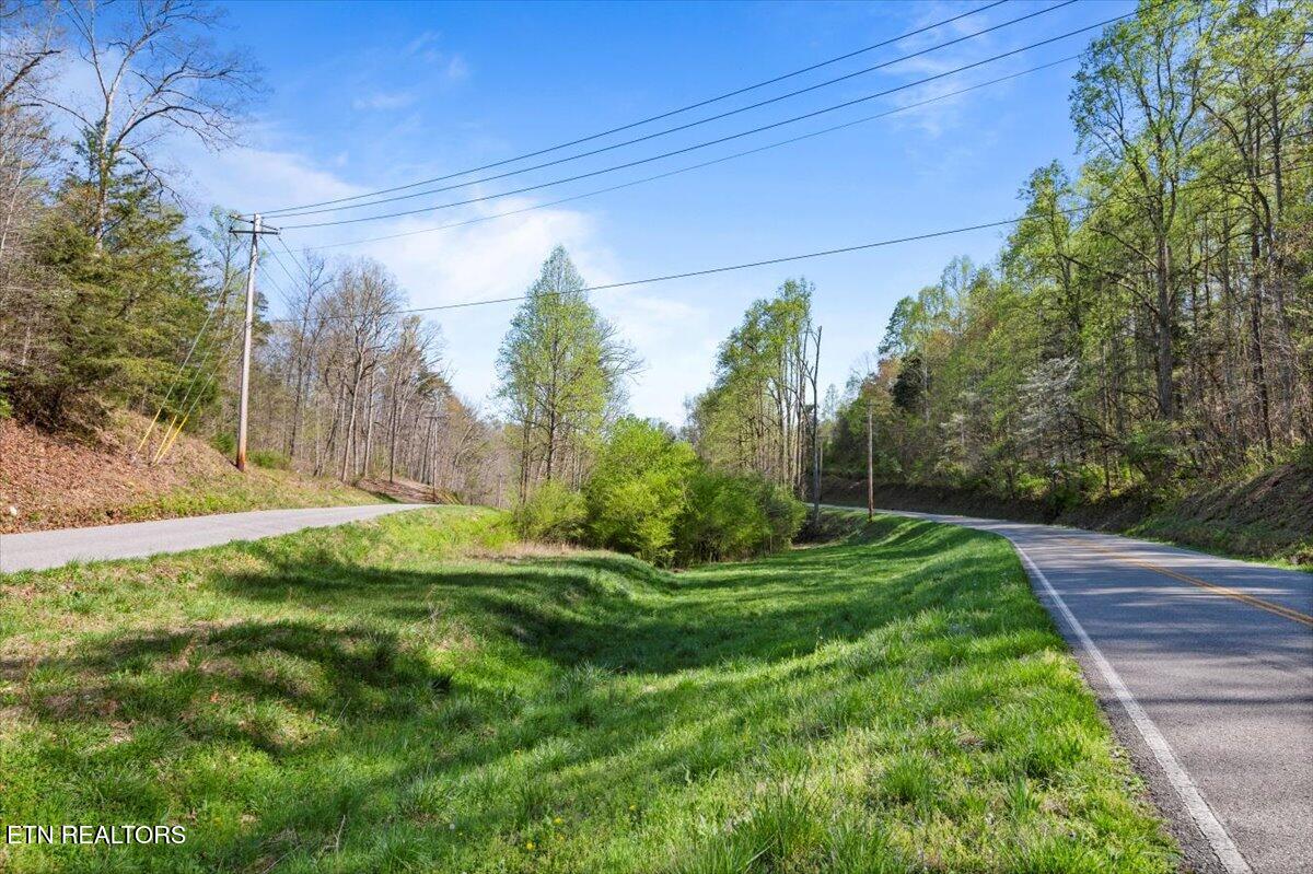 Rainbow View Rd, LaFollette