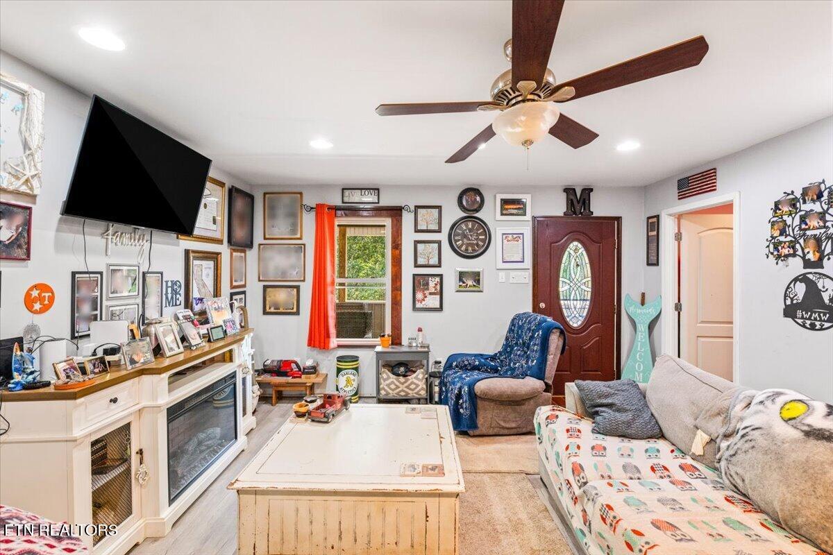 205 Kitts Rd