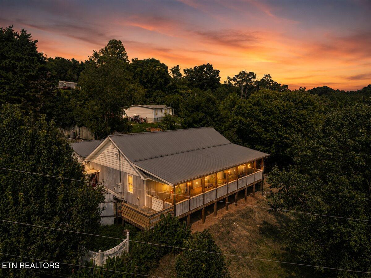 205 Kitts Rd