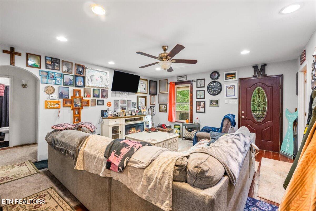 205 Kitts Rd