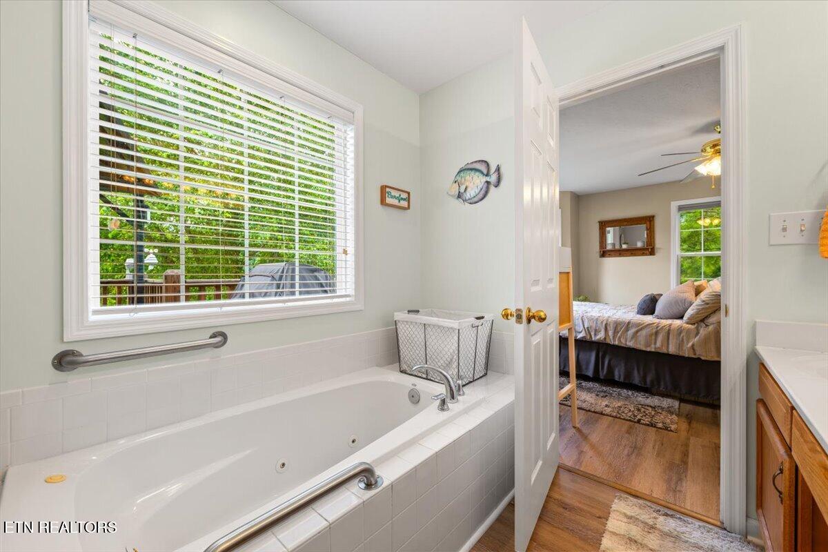 205 Matthew Lane, LaFollette