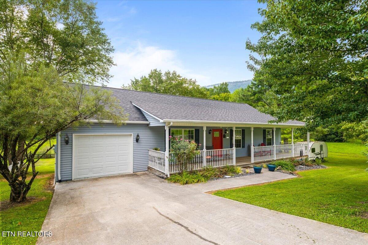 205 Matthew Lane, LaFollette