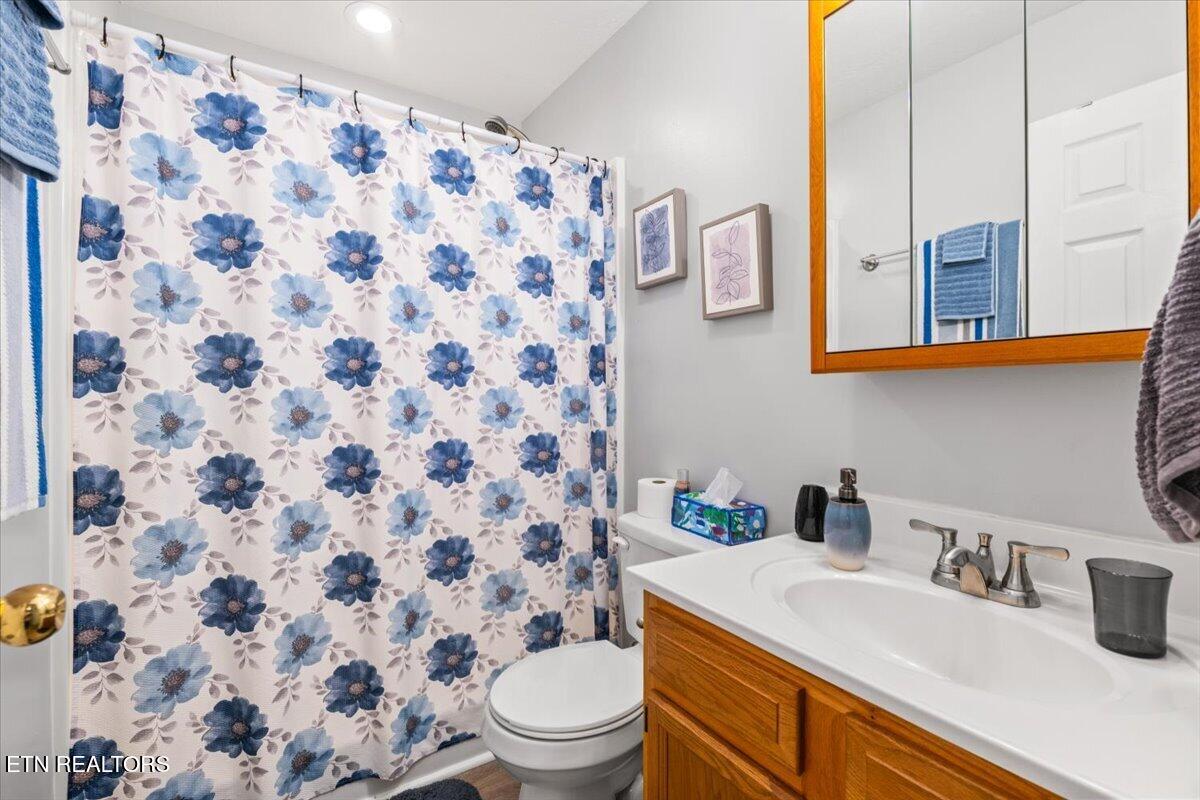 205 Matthew Lane, LaFollette