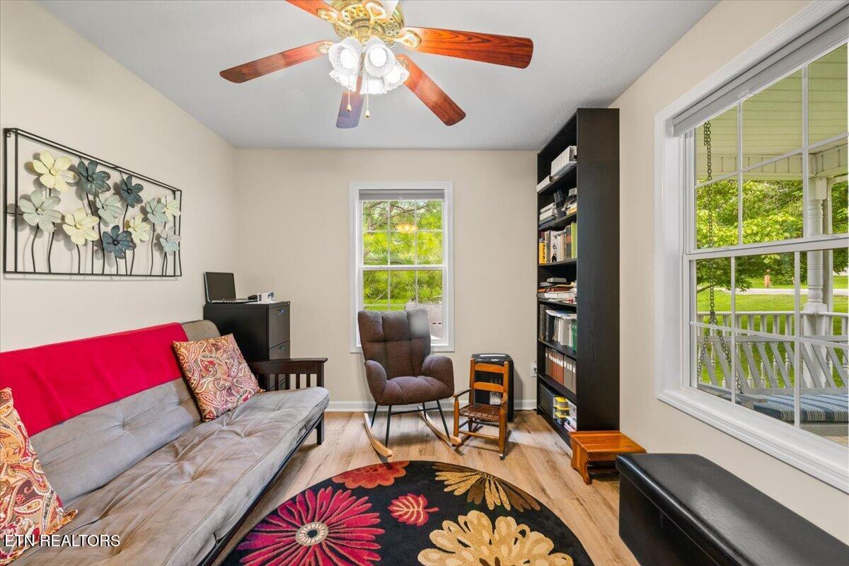 205 Matthew Lane, LaFollette
