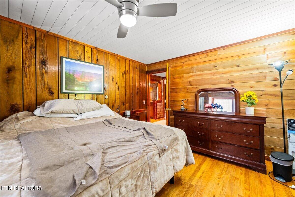 696 Young Rd, LaFollette