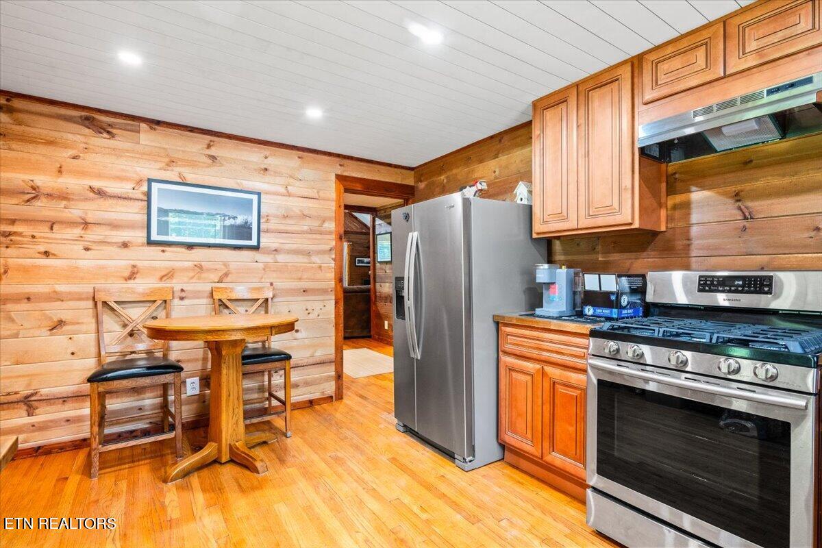 696 Young Rd, LaFollette
