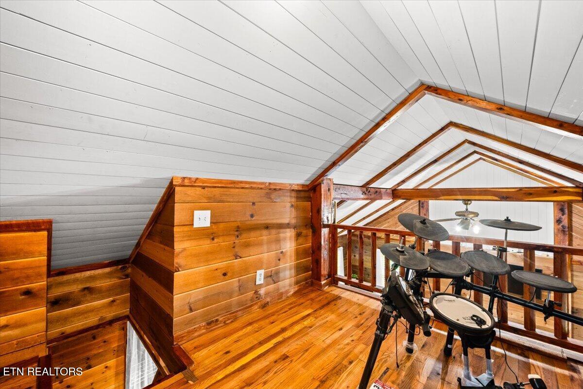 696 Young Rd, LaFollette