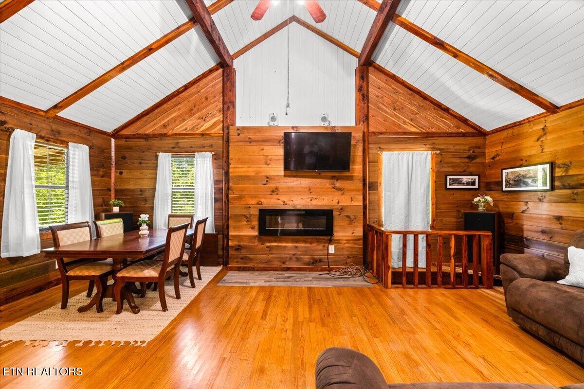 696 Young Rd, LaFollette